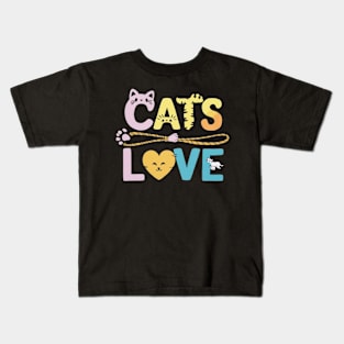 Cats Love funny cat lovers shirt cute cat tee Kids T-Shirt